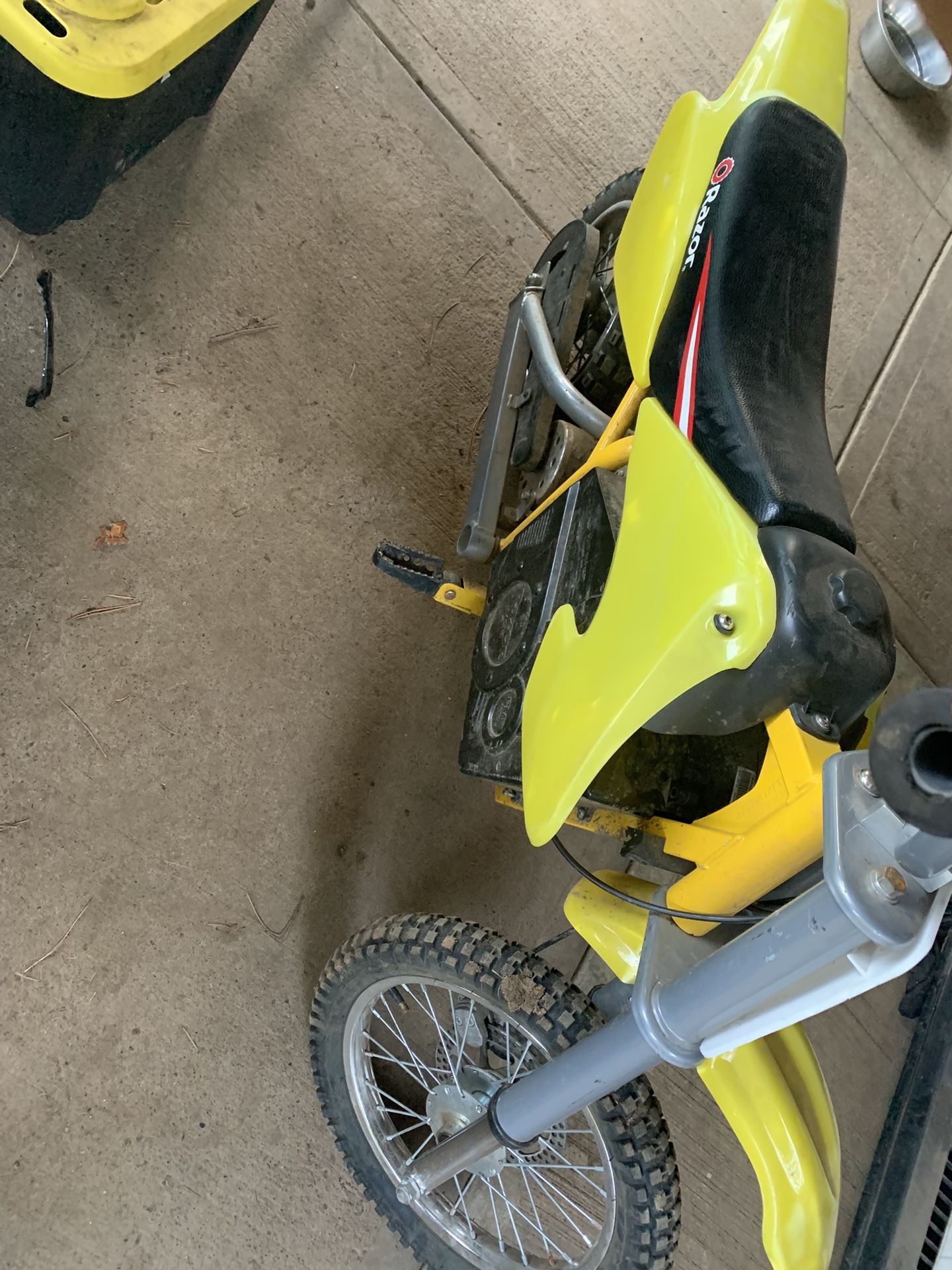 Razor Mx650