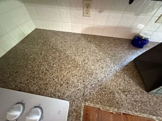 Granite Countertops & Appliances