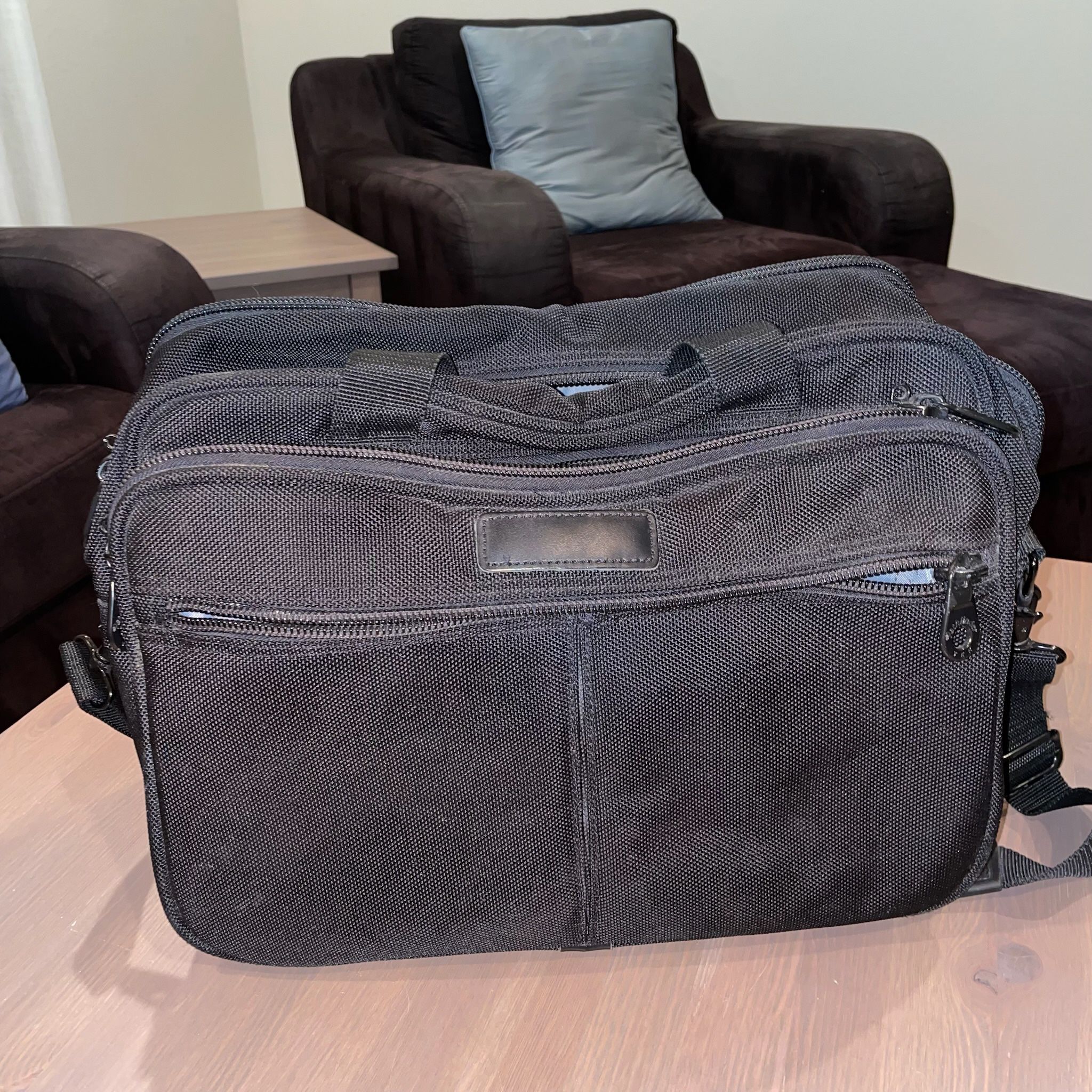 Pathfinder Black Messenger Bag / Briefcase 