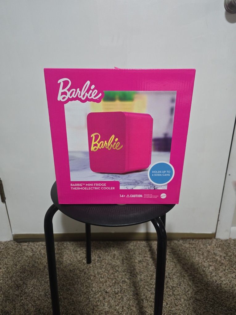 Barbie Mini Fridge