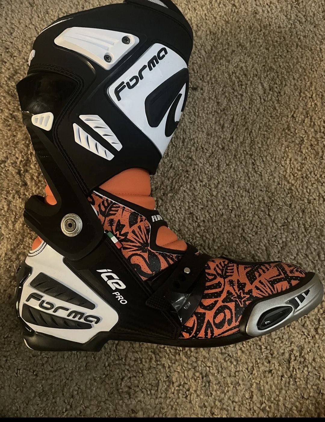 Forma Ice Pro Petrucci for Sale in Encinitas CA OfferUp