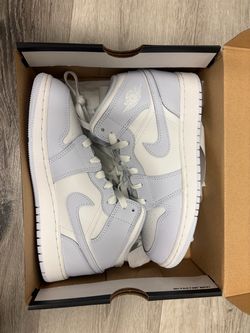 Nike Air Jordan 1 Mid 4.5Y