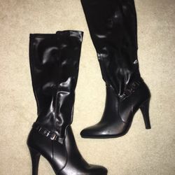 NIB Boots 9