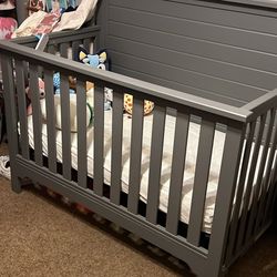 Crib + Mattress