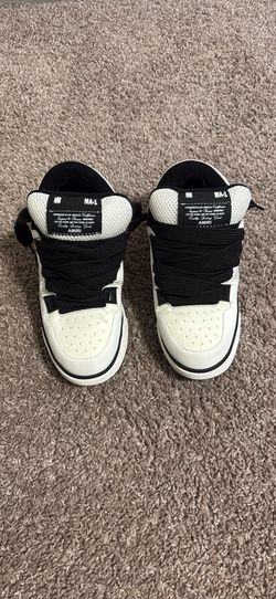size 43 white amiri ma-1