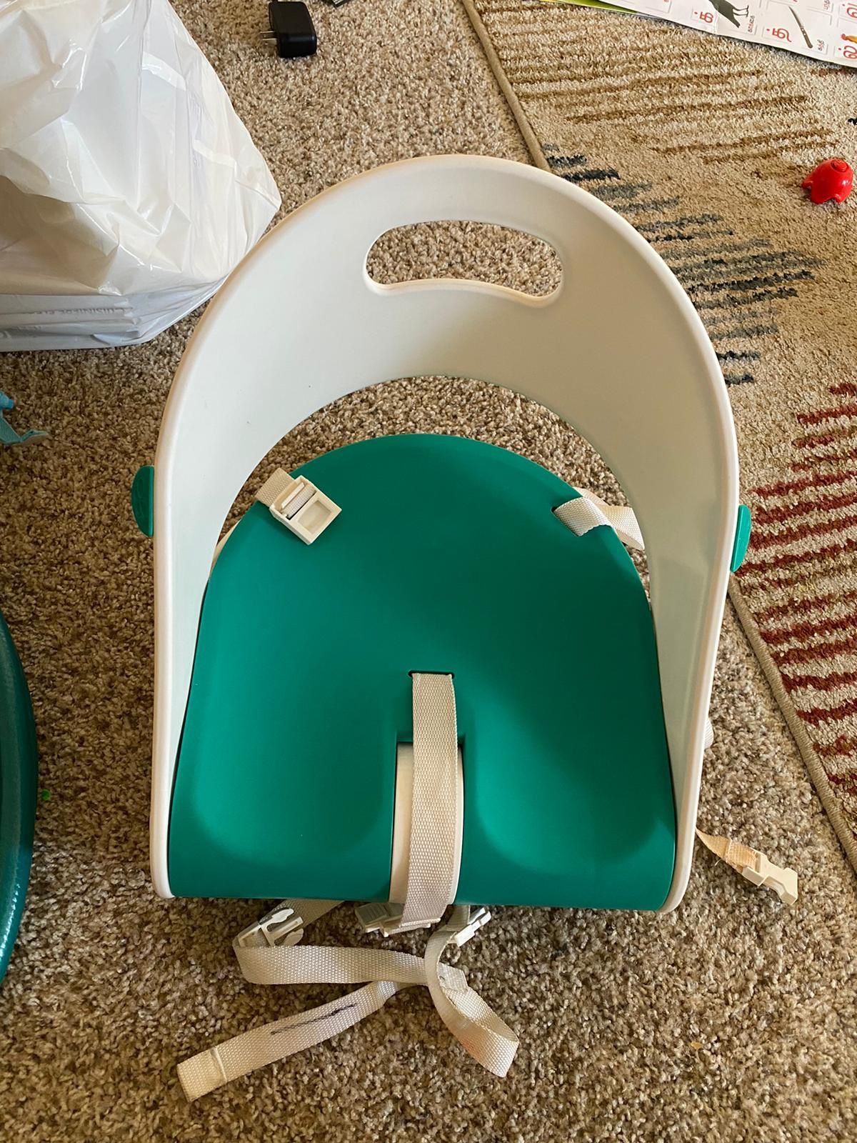 Summer sit compact folding booster seat
