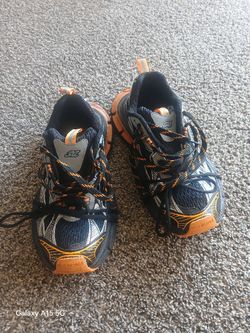 300$