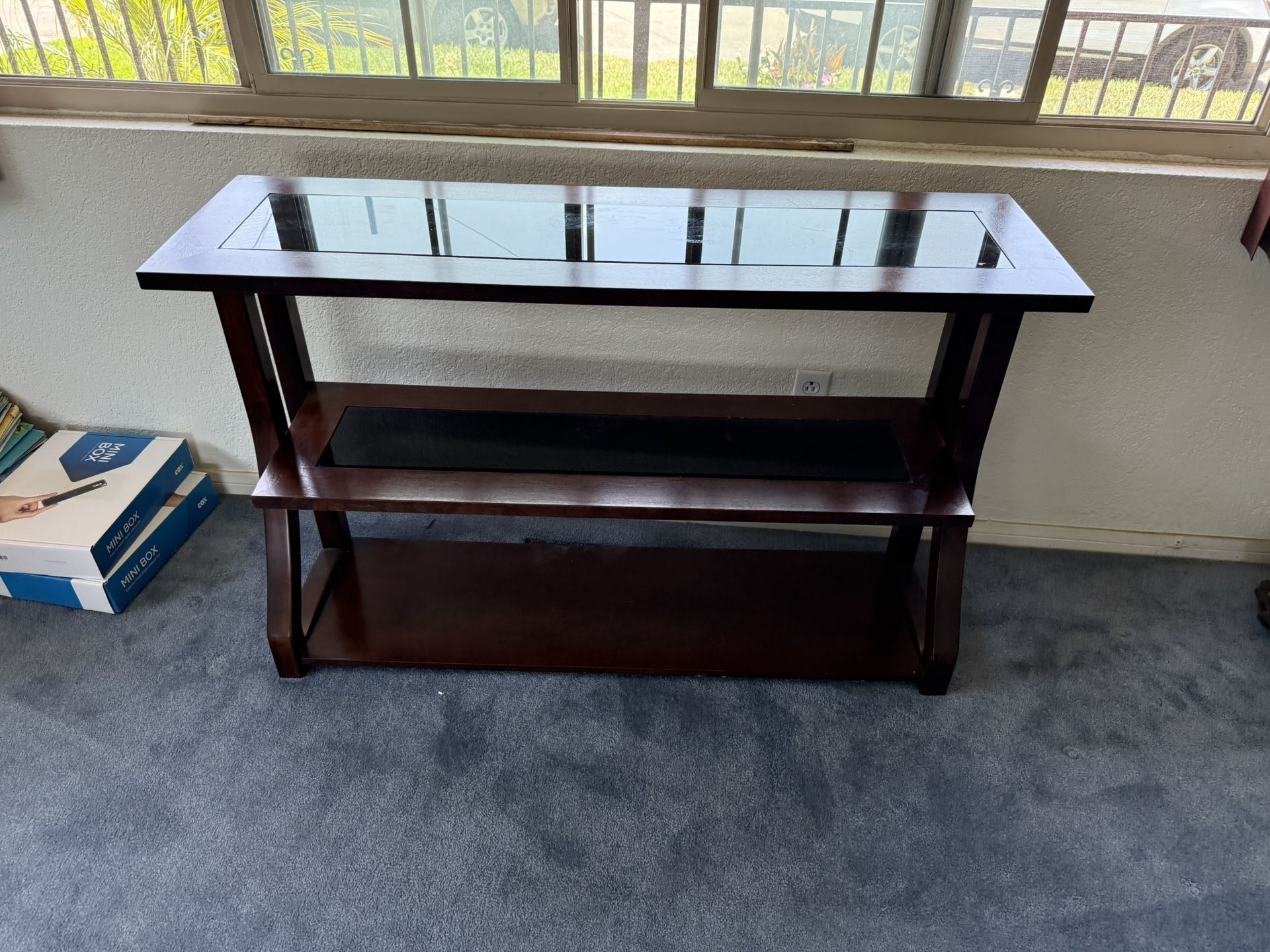 Console table 
