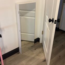 Hanging Jewelry Cabinet 