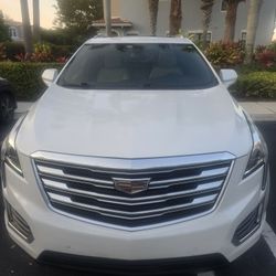 Cadillac. 2019 XT5 