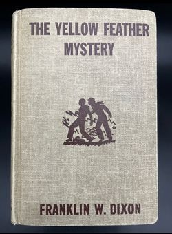 Vintage Hardy Boys #33 THE YELLOW FEATHER MYSTERY By Franklin W. Dixon 1953