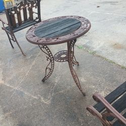 Antique Vtg .Estyle Cast Iron Table Garden Plant Stand Flower  , Floral Design And 2 Chairs  