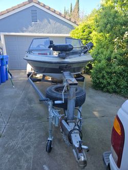 17-foot, 1988 Javelin Fish-and-Ski