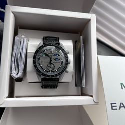 OMEGA X SpeedMaster Mission To Earthphase