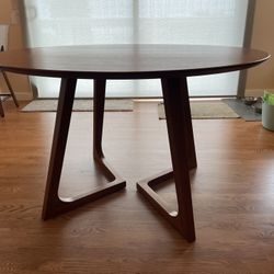 Mid-century Modern Dining table And 4 Chairs