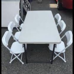 Sillas Y Mesas Disponibles Psra Du Fiesta!!! Chairs And Tables Available For Your Party ( Nosotros Las Llevamos ) Estamos Hubicados En Modesto.