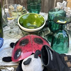 Many Toys And kitchenware 