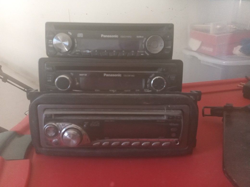 3 Car Stereo/CD Players