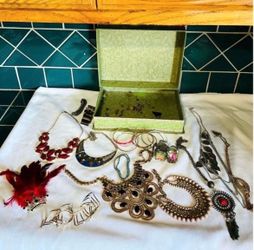 Vintage Costume Jewelry Bundle