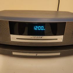 Bose Wave Music System III with SoundTouch Pedestal