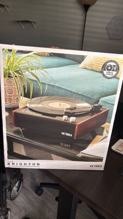 Victrola Brighton Bluetooth Record Player