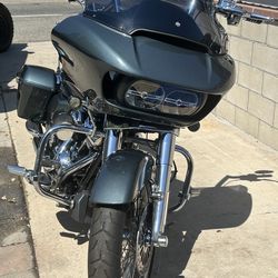 2020 Harley Davidson Road glide Base