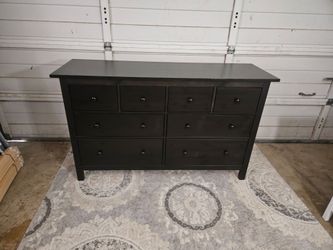 8-Drawer Dresser, Good Conditions 👍, Black Color, Measurement: W 63" × D 19.5" × H 37.5"