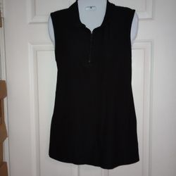 #60 • Women's Top Size M • by Croft& Barrow