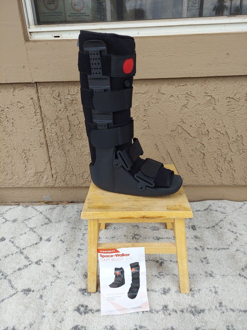 Air Walk Boot, Left Or Right, Fully Adjustible, Brand New
