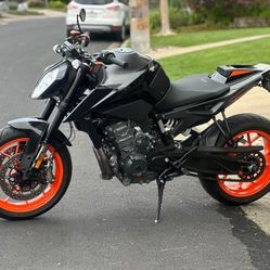 2020 KTM Duke 2020