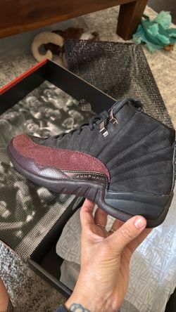 Jordan 12 size 7 M