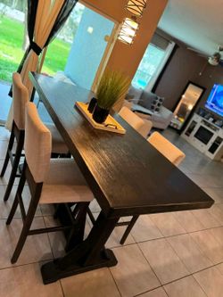 TABLE SET