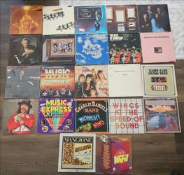 (22) Assorted Vinyl Records SEE DESCRIPTION