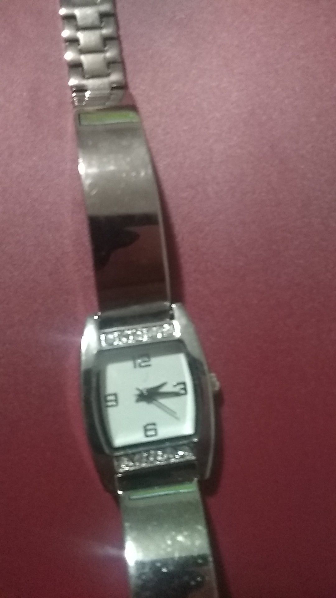 Movt siver watch new battery great condition