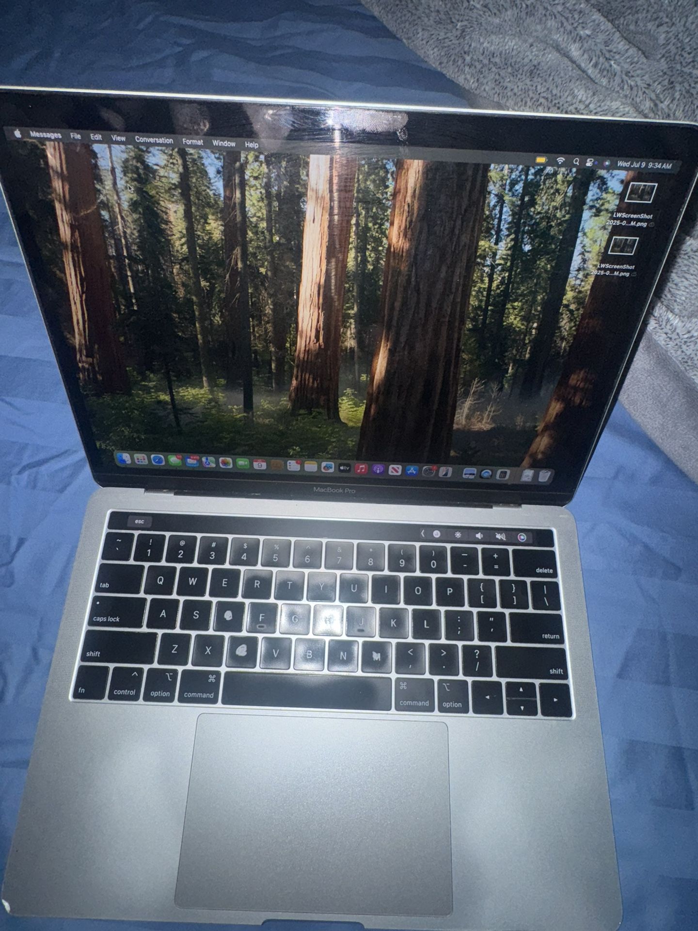 Laptop