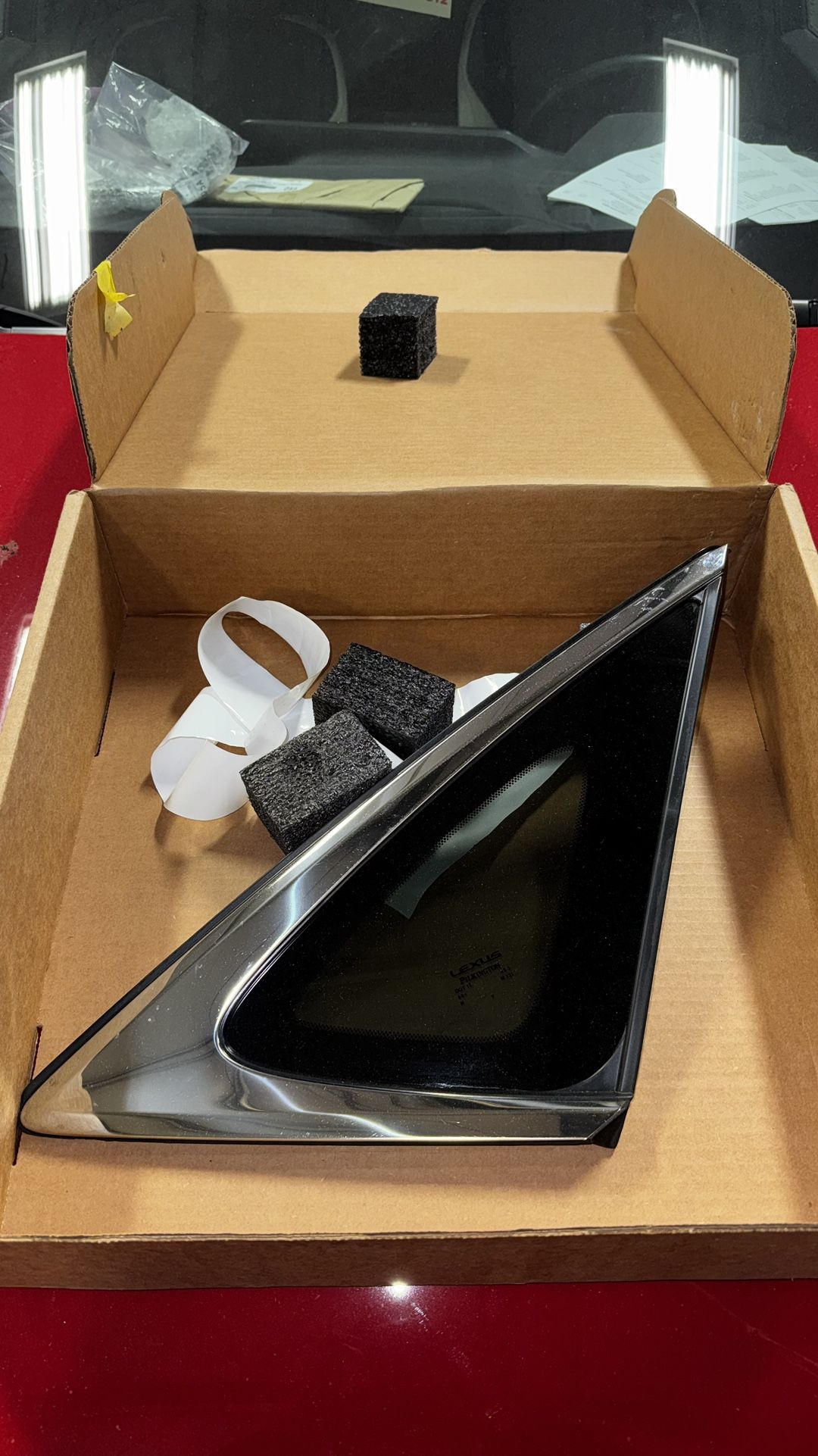 Brand New Lexus Nx350h RH Quarter Window