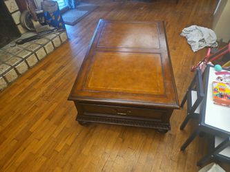 Ethan Allen Morley Coffee Table
