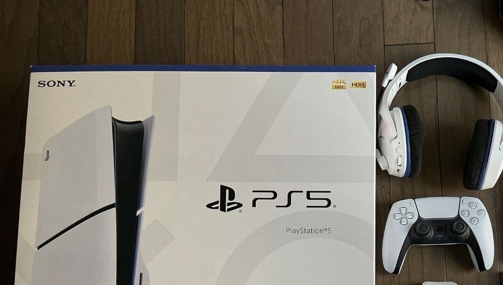 PS5 Slim Disk Console With Extra Bluetooth Headset