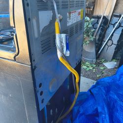 Used Gas Stove / Estufa de Gas usada