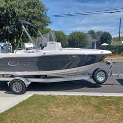 2021 Robalo R180