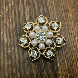 Sarah Coventry Brooch STARLIT 1970 Rhinestone Faux Pearl Pin