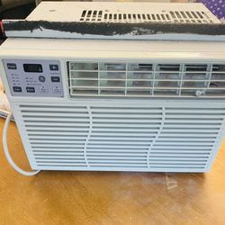 GE Appliances Air Conditioner
