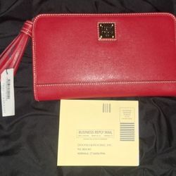 New, Dooney & Bourke Saffiano Folded Zip Wristlet