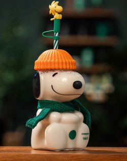 Starbucks Snoopy Glass Cold Cup