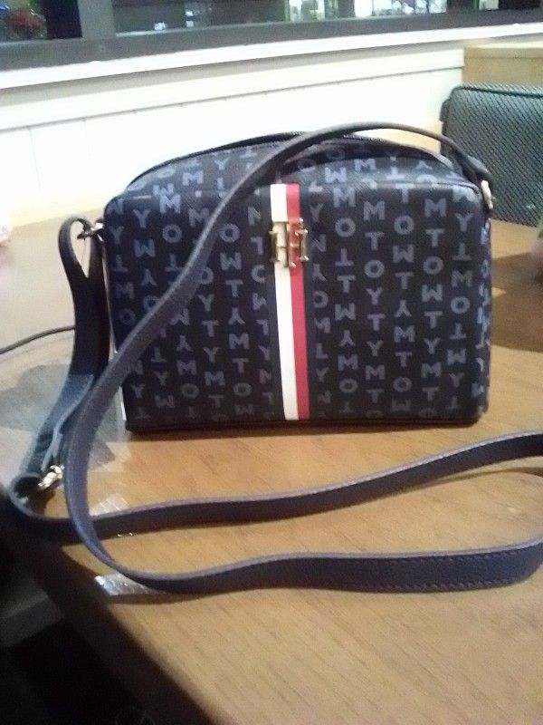 Tommy Hilfiger Purse
