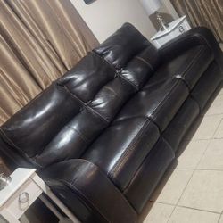 Cosco Real Leather Brown Recliner Sofa Good Conditions 