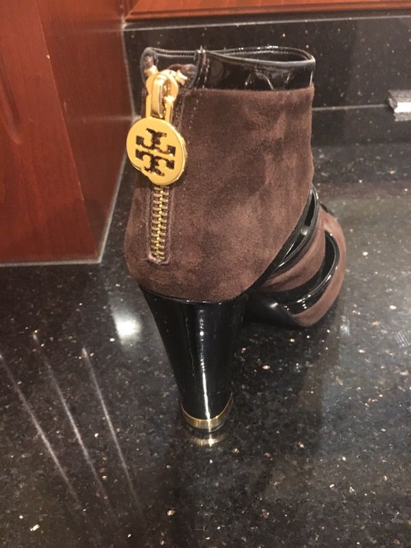 Authentic Tory burch ankle boots