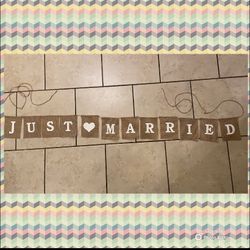 “Just Married” Burlap Wedding Banner Sign