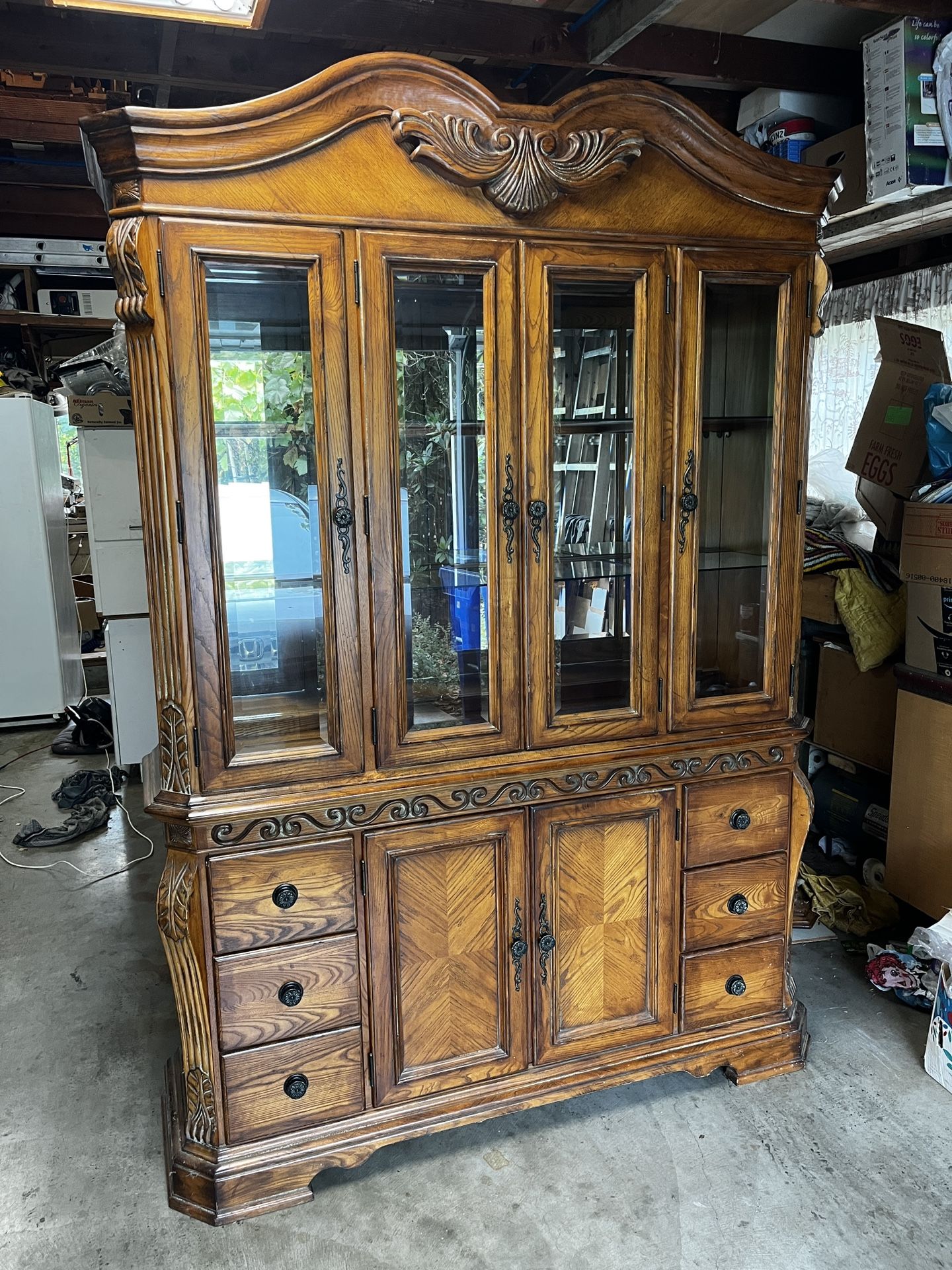 Elegant Solid Wood Dining Set – Table, 6 Chairs & Lighted China Cabinet – $900 OBO