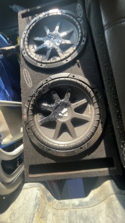 Kicker Comp Dual Subwoofer Box